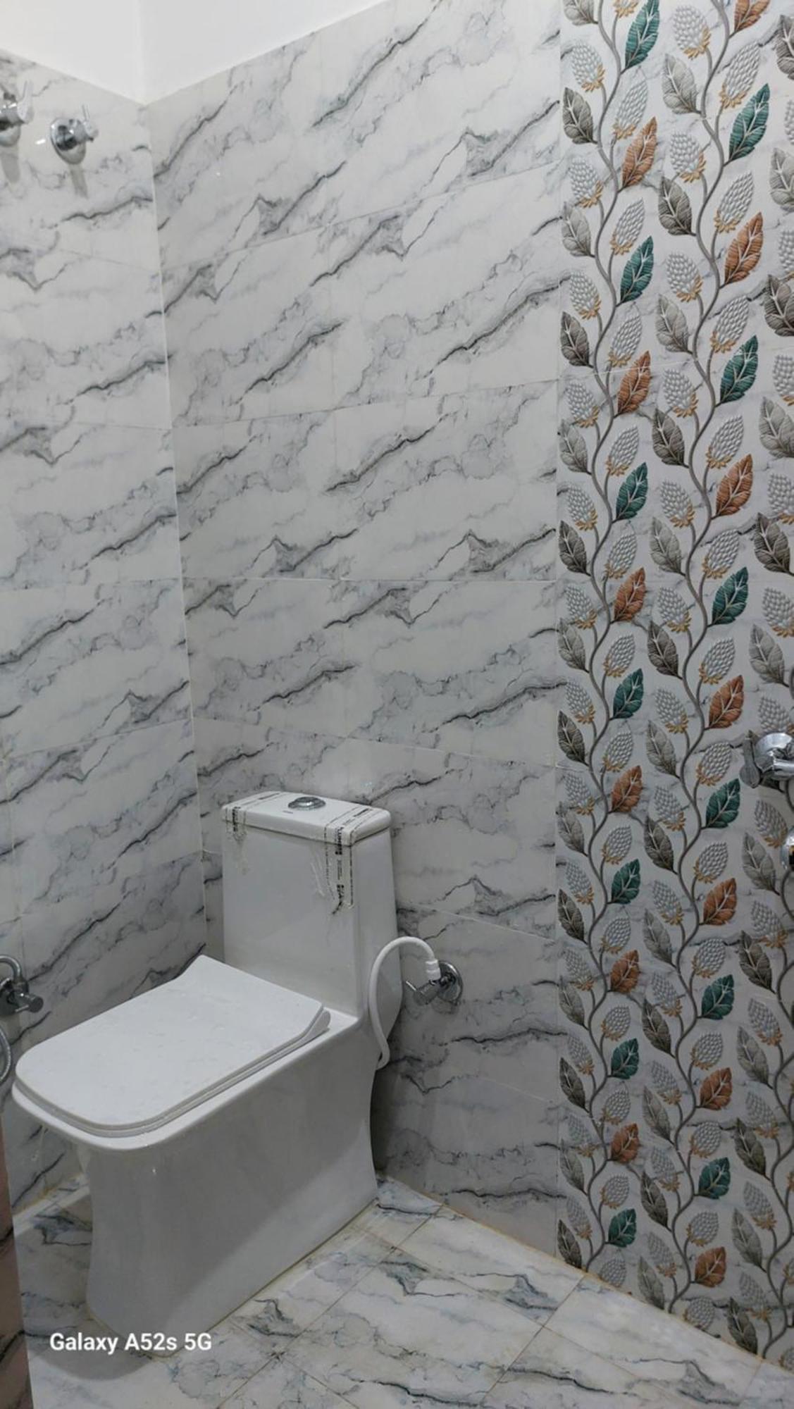 Narayani Paying Guest House Варанаси Экстерьер фото
