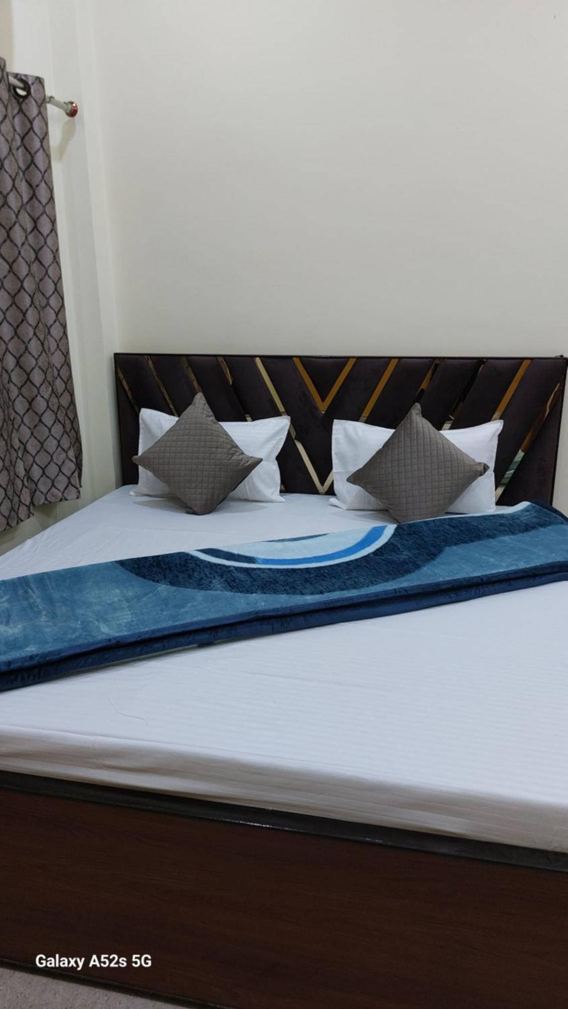 Narayani Paying Guest House Варанаси Экстерьер фото
