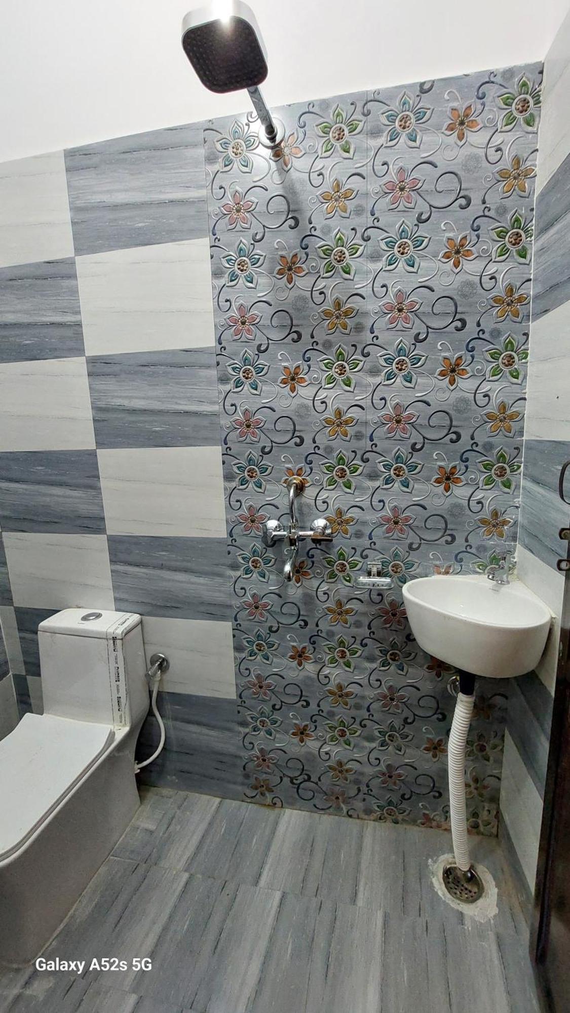 Narayani Paying Guest House Варанаси Экстерьер фото